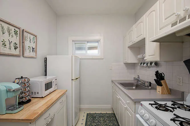 115 Claremont Ave #2 — Photo 4