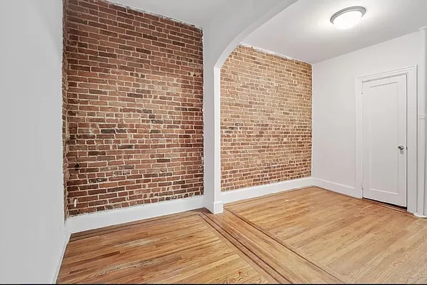 Rented by CitySites Real Estate Group | media 10