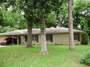 1414 Columbia Dr, Longview, TX 75601