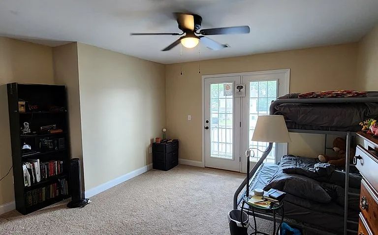 910 McCathern Ave — Photo 44