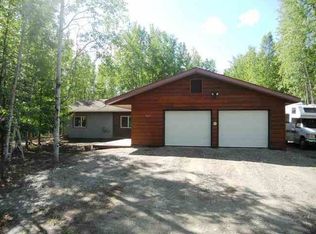 3967 Hollenbeck Ave, North Pole, AK 99705