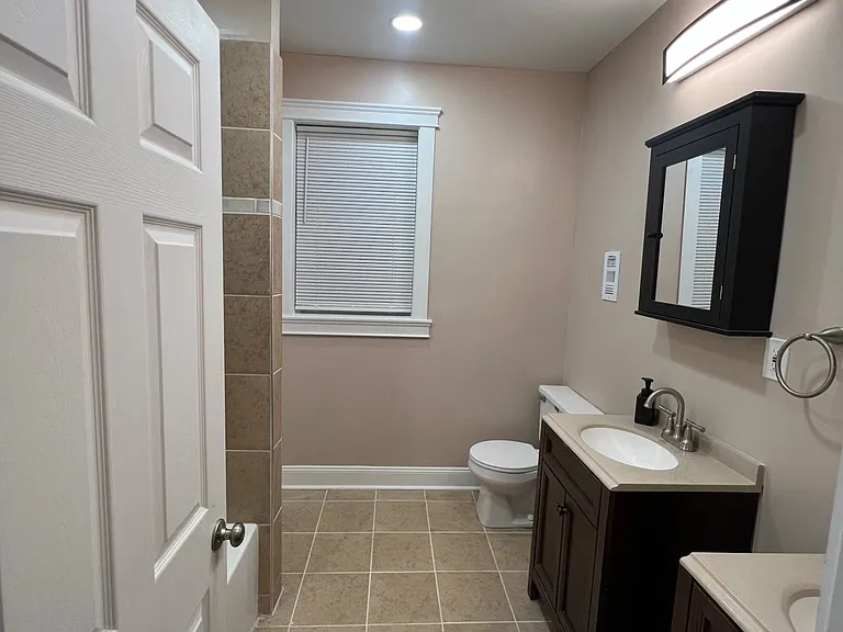 1214 Magnolia Ave #2 — Photo 3