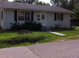 602 S 7th St, Boonville, IN 47601