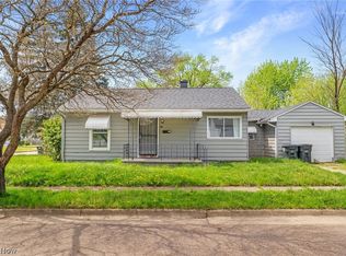 910 Ardella Ave, Akron, OH 44306