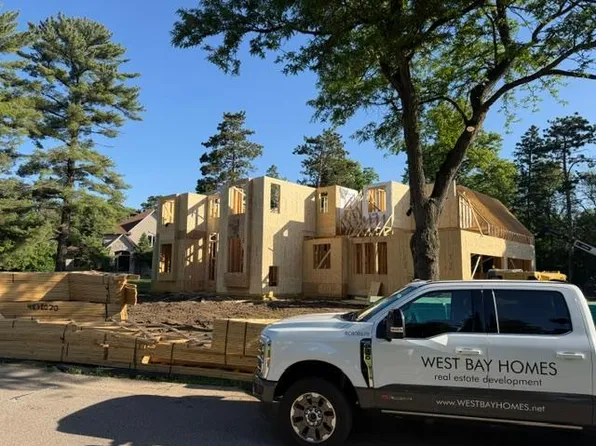 11044 Bell Oaks Estate Rd, Eden Prairie, MN 55347
