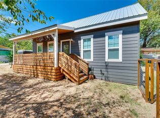 2105 E 10th St, Austin, TX 78702