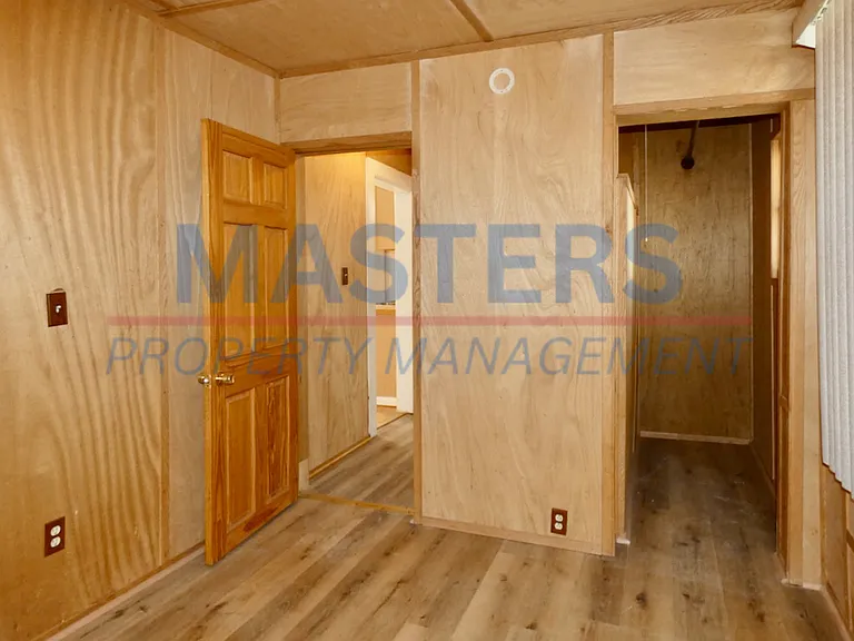 1026 Oakwood Ave — Photo 33