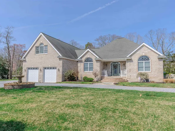 620 Shunpike Rd, Cape May, NJ 08204