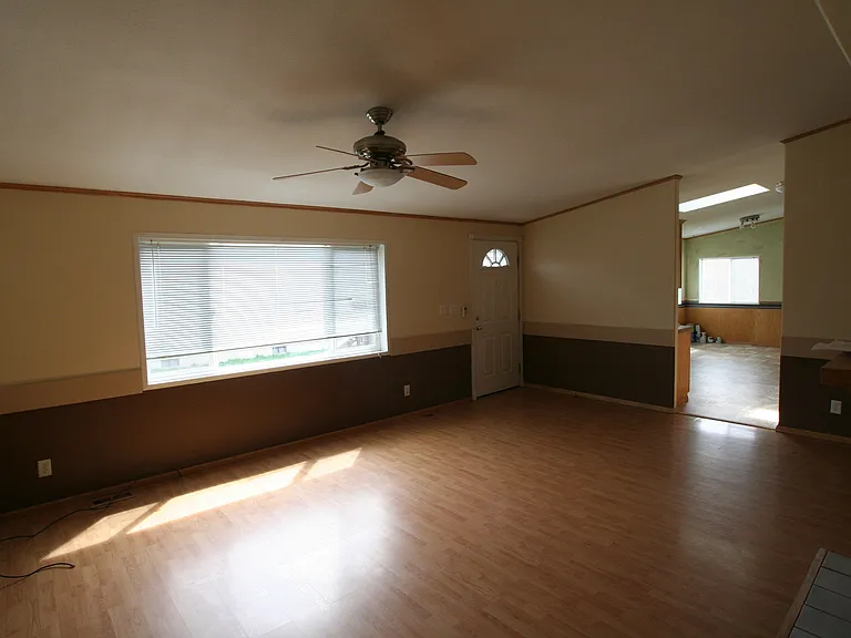 229 Silver Maple Dr — Photo 5