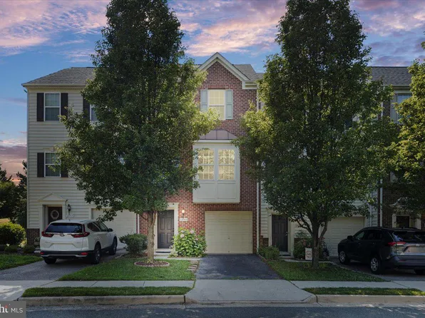 12749 Stone Lined Cir, Woodbridge, VA 22192