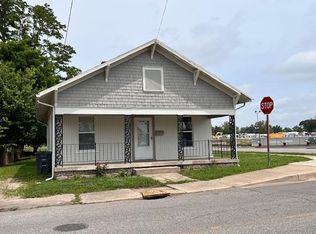 102 W 24th St, Connersville, IN 47331