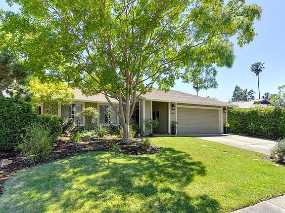 2nd image of 9104 Plumgrove Way