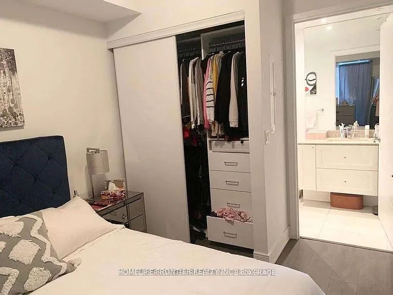 525 Adelaide St W #Penthouse 25 — Photo 8