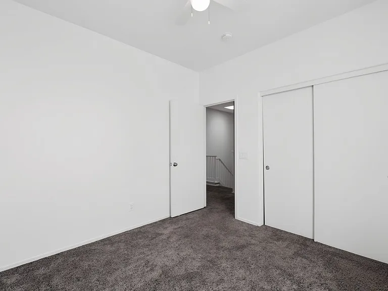 1886 E Don Carlos Ave #139 — Photo 23