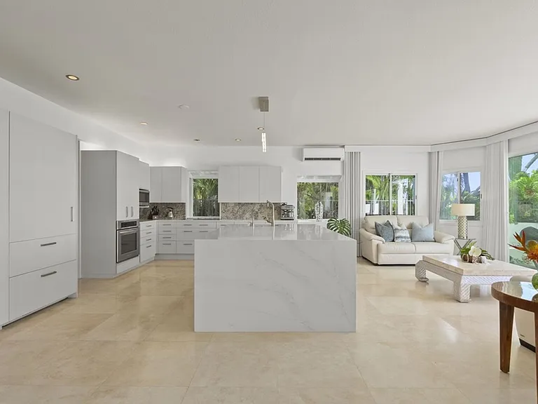 5641 Kalanianaole Hwy — Photo 16