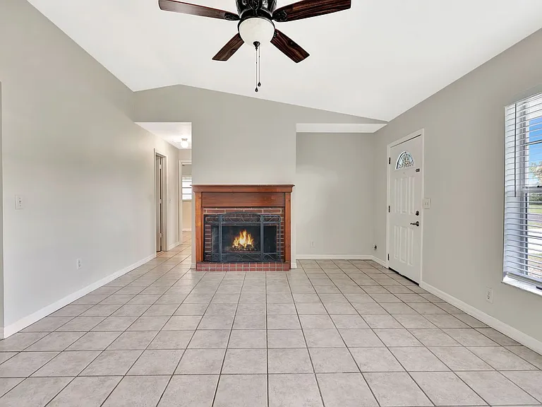 8968 SE Pine Cone Ln — Photo 11
