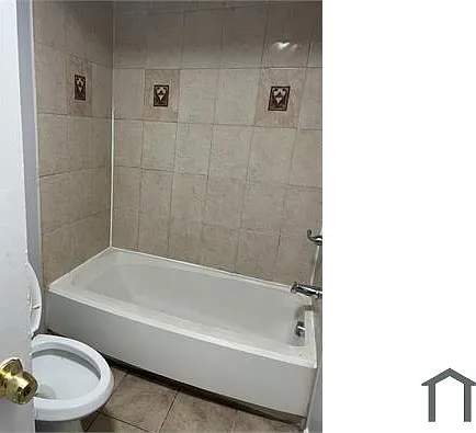 3 bed, 9999 sqft, $2,550 — Photo 4