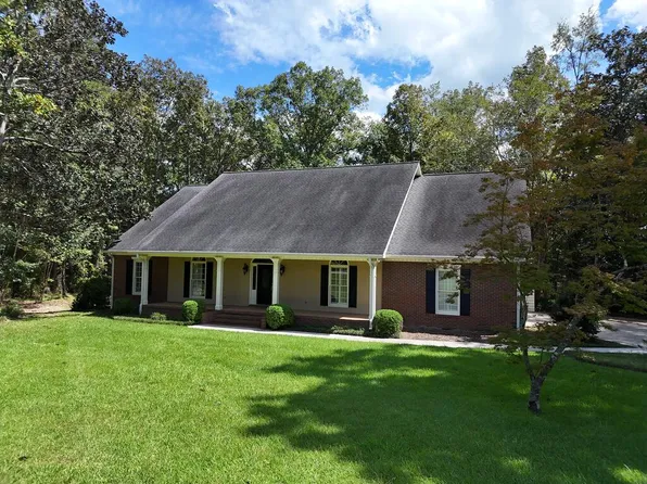 214 Yorkshire Cres, Thomasville, GA 31792