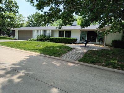 8 Lindenwood Ln, Saint Joseph, MO, 64505