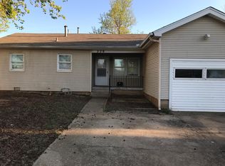 228 W 9th St, Edmond, OK 73003