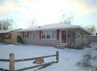 2800 E 40th Ct, Des Moines, IA 50317