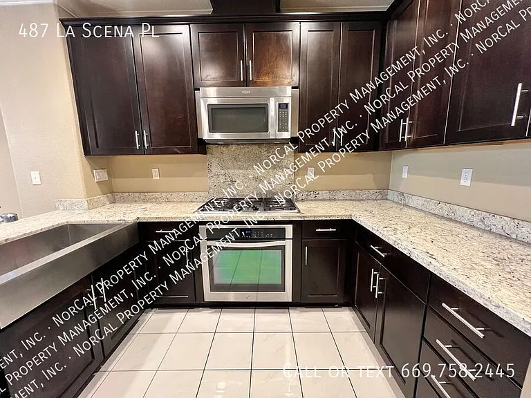 487 La Scena Pl — Photo 7