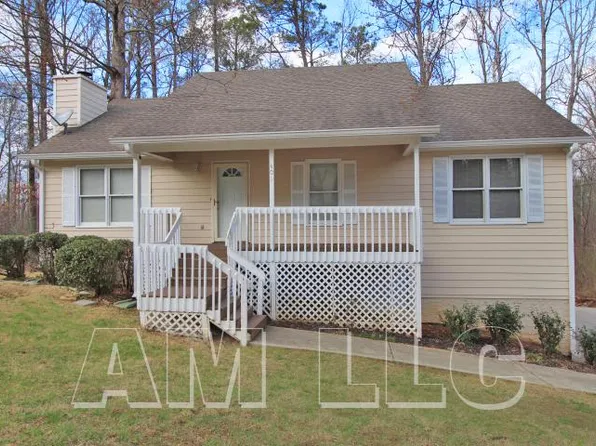 401 Oak Landing Cir, Douglasville, GA 30134