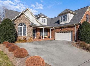 139 Cedar Ln, Bermuda Run, NC 27006