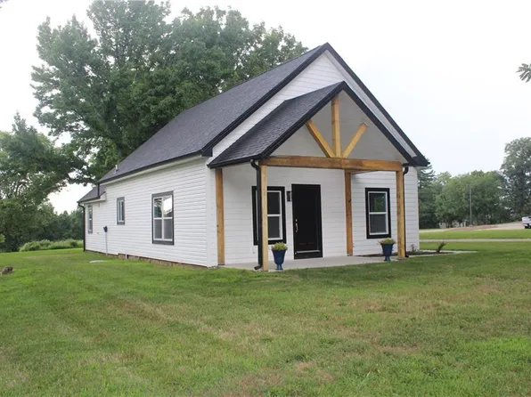 400 N Bynum Rd, Lone Jack, MO 64070