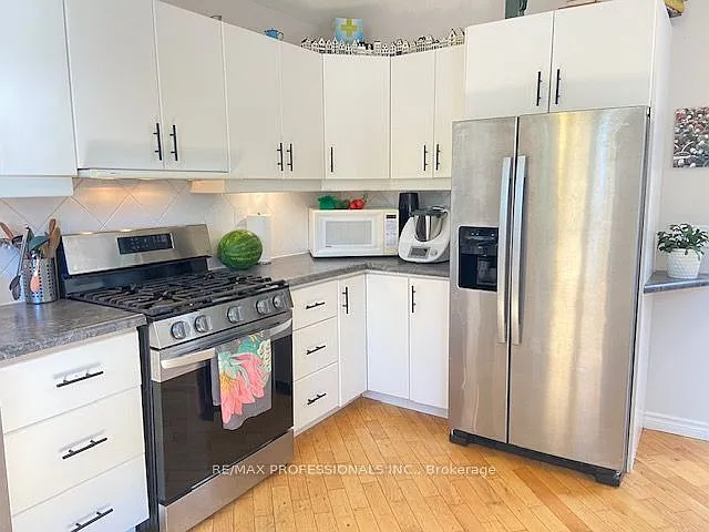88 13th St — Photo 12