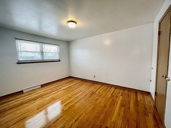 5th image of 516 Blake Ave APT 3