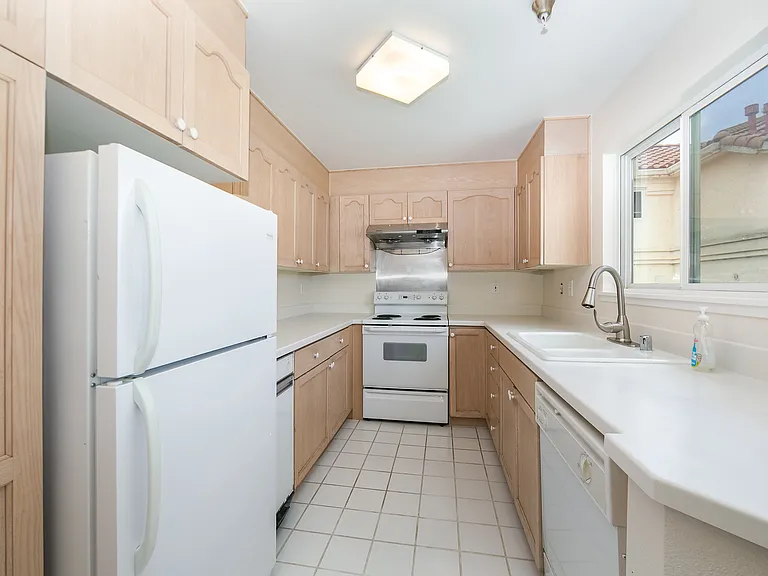 3855 Carter Dr #303 — Photo 5