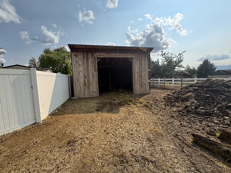 3171 E Horse Thief Dr — Photo 40