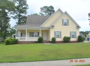 868 Pine Valley Rd, Jacksonville, NC 28546