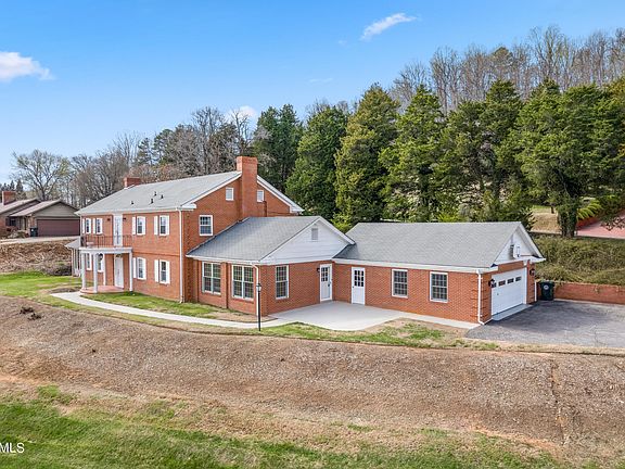 4th image of 1420 Doyal Dr