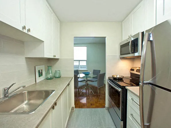 300 St. Clair West