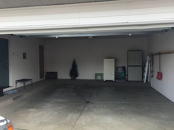 3rd image of 6516 Wood Dora Dr SE