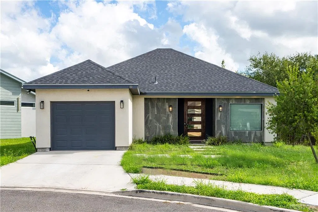 3 bed, 2.0 bath, 1486 sqft, $1,950 — Photo 2