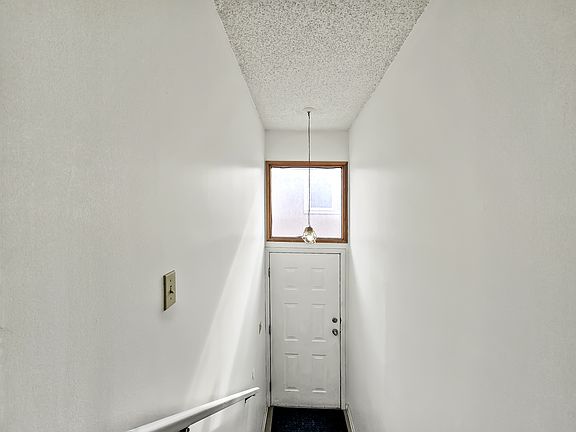 2nd image of 1513 36th St SE #A