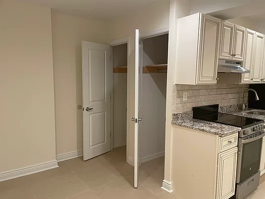 Rented by Signature Spaces NYC Corp | media 10