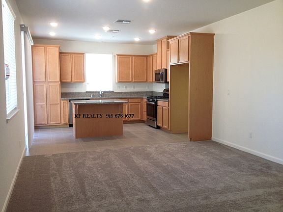 3rd image of 8711 Nakota Way