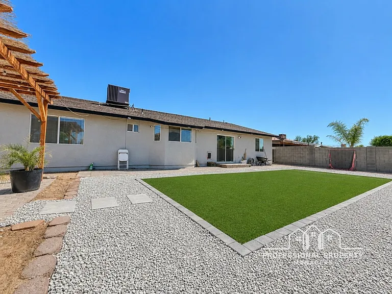 7176 E 26th Pl — Photo 17