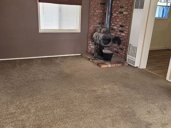 3rd image of 751 Plumas St