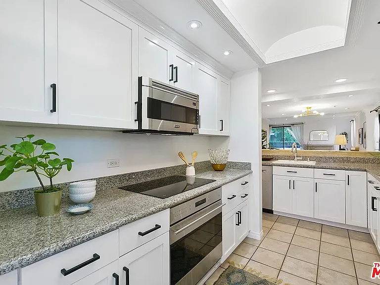 2930 Neilson Way #310 — Photo 5