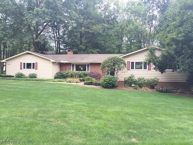 1st image of 8728 Forest Hills Dr NE