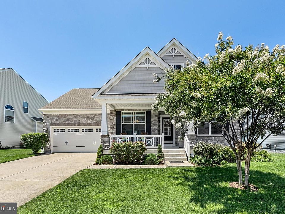 1st image of 25177 Lumberton Dr