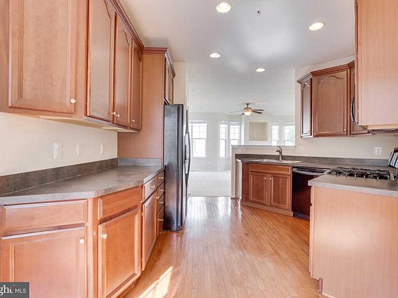 3rd image of 10060 Orland Stone Dr