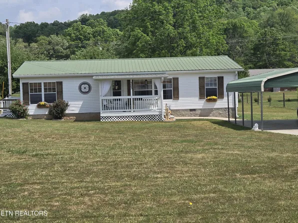 323 Delta Country Ln, Livingston, TN 38570