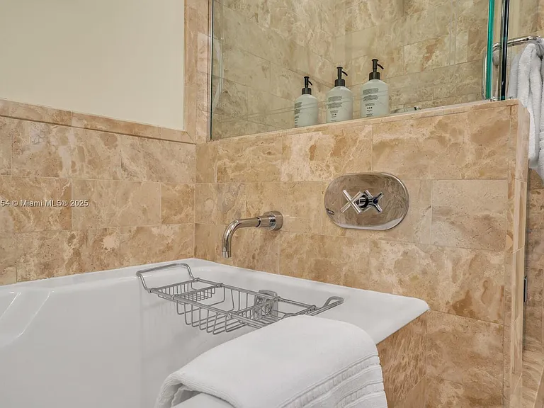 1435 Brickell Ave #3607 — Photo 23