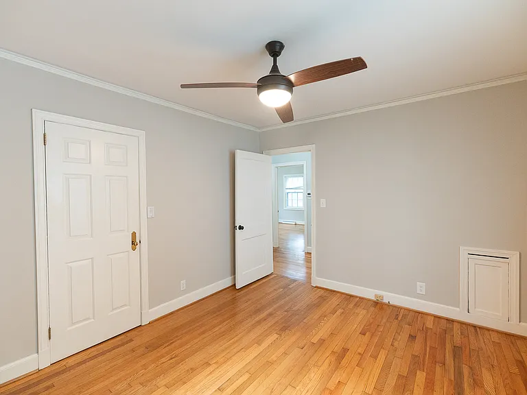 1700 Colonial Ave — Photo 20